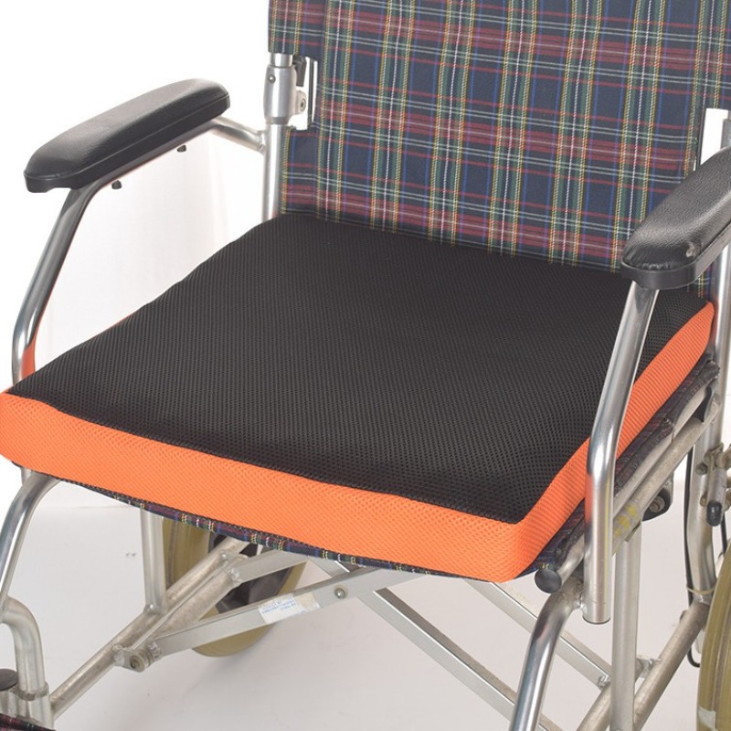 褥瘡防止クッション　通気性抜群　メモリーフォームシートパッド - Car Seat Cushion Memory Foam のレビューと価格
