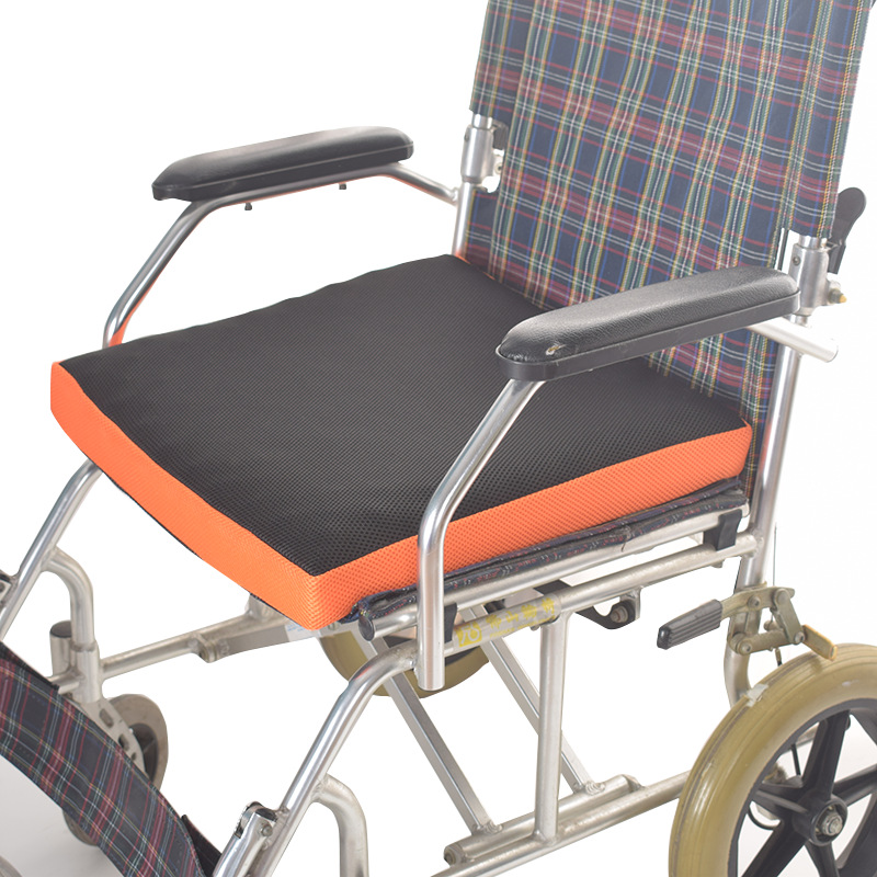 褥瘡防止クッション　通気性抜群　メモリーフォームシートパッド - Car Seat Cushion Memory Foam のレビューと価格